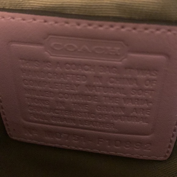 Coach Chelsea pink pebbled leather shoulder bag - Picture 7 of 10